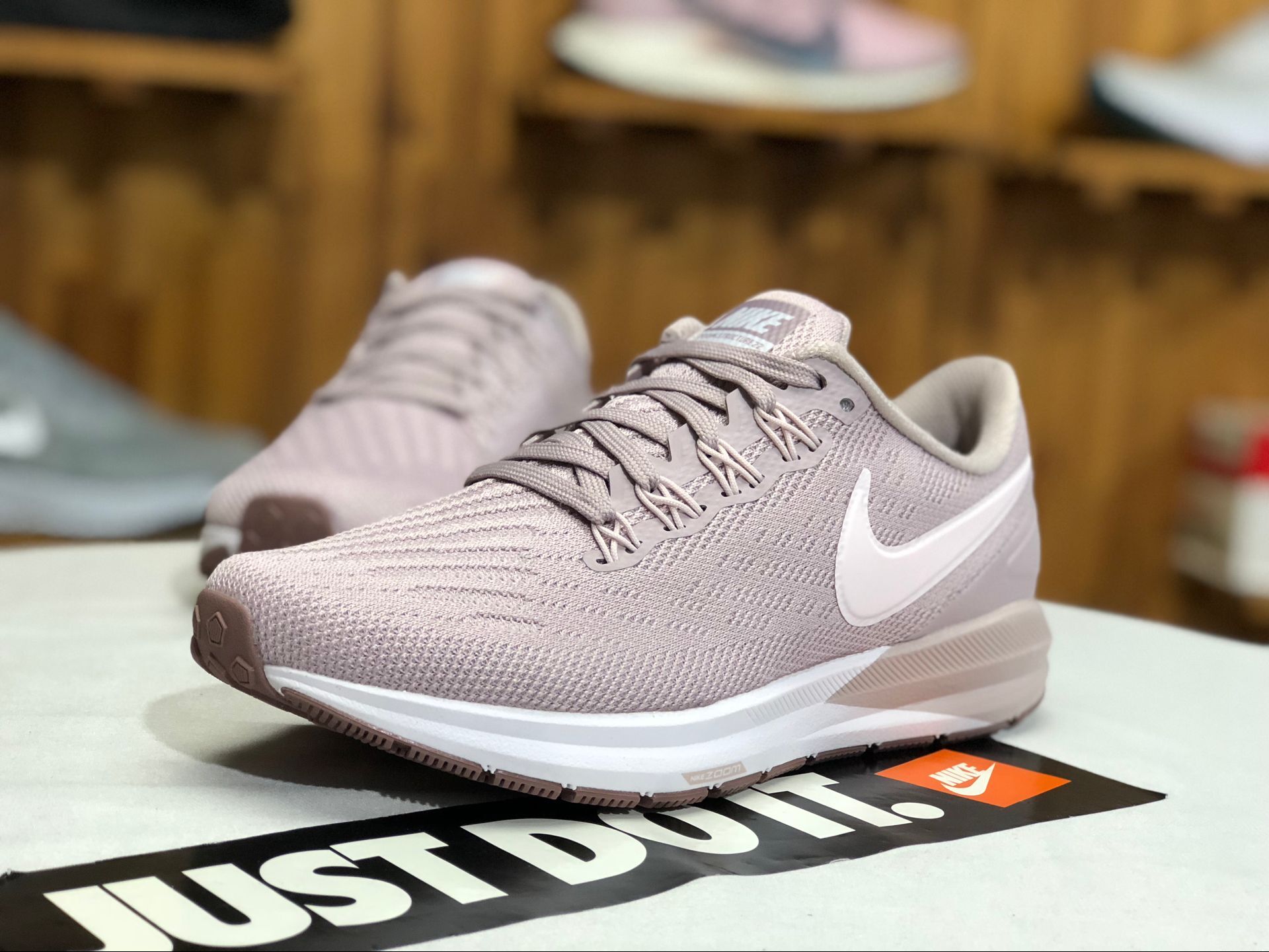 Women Nike Air Zoom Structure 22 Rose Gold Shoes - Click Image to Close